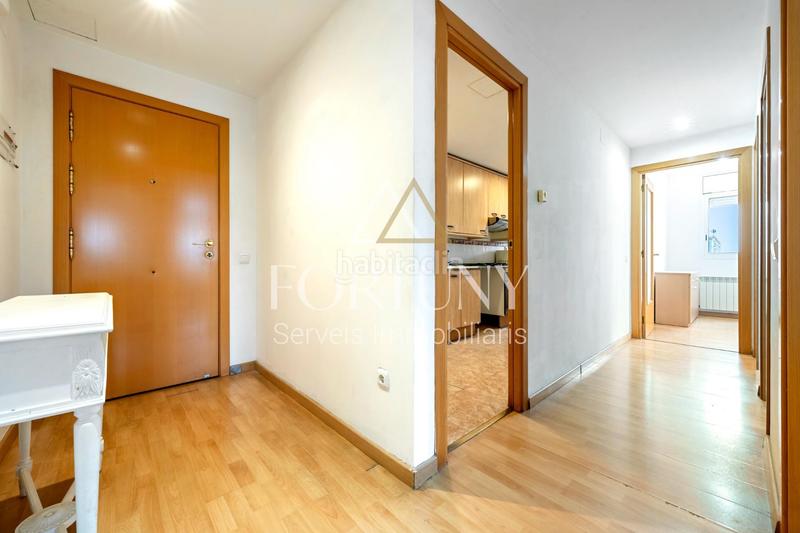 Foto 475c8cdd-7d82-40c4-8739-0fc2b15b1474. Etagenwohnung mit heizung parking in Llevant Reus