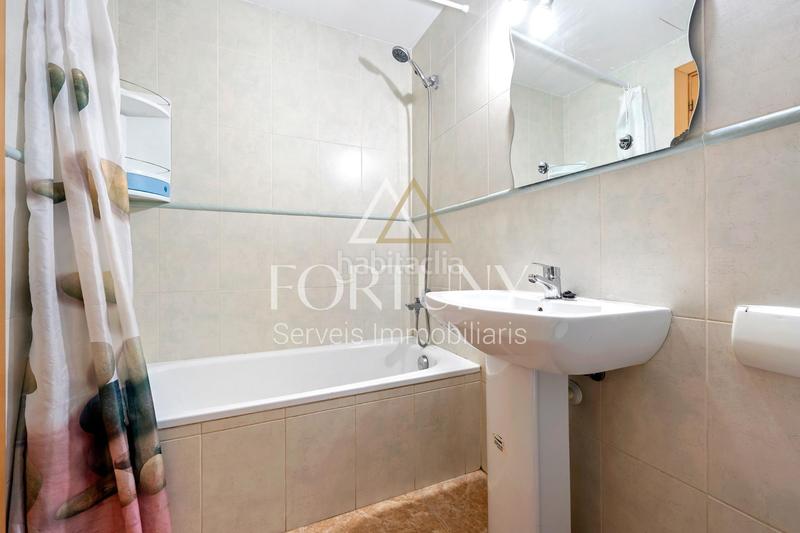 Foto a215d4ed-7613-40c6-8e8b-96262e8f9af6. Etagenwohnung mit heizung parking in Llevant Reus