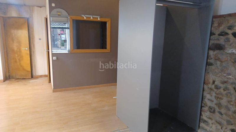 Foto 5bcd74eb-daa2-4fc8-843b-8f618510a7a9. Local comercial a Centre Reus