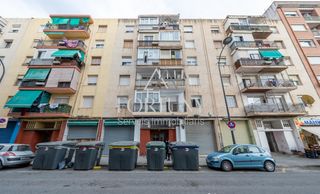 Etagenwohnung  Escultor rocamora. Piso en venta en reus