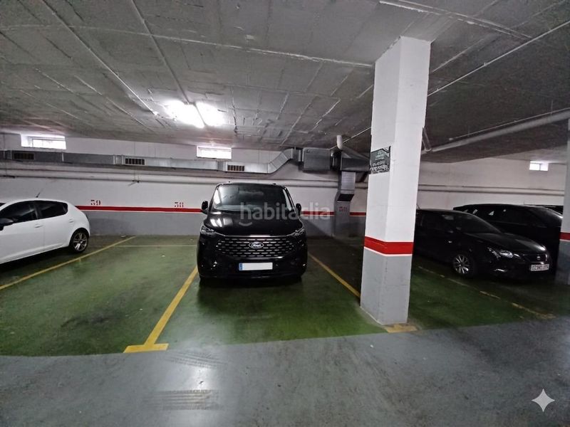 Foto d0371e8e-95cd-4522-aecc-7c8498abcb9a. Aparcament cotxe a Migjorn Reus