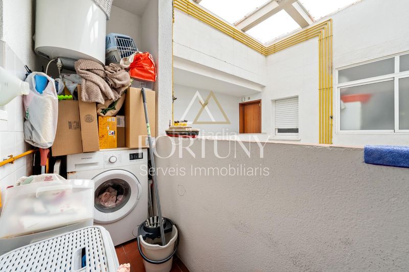 Foto 0223fba7-ff11-40d3-a8e4-670ec4c791bf. Pis a Centre Reus