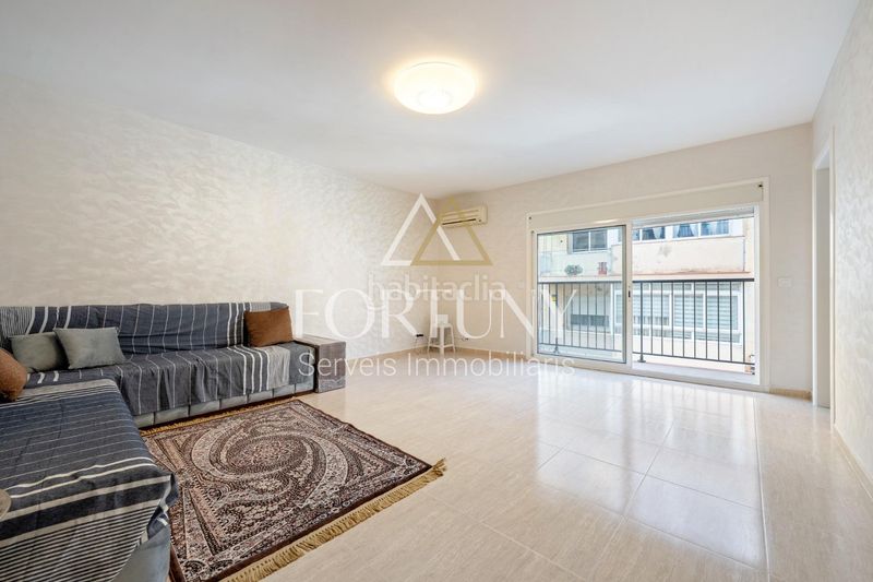 Foto 071614b8-b75a-4dd1-beaf-b568783a8d19. Pis a Vila-seca poble Vila-seca