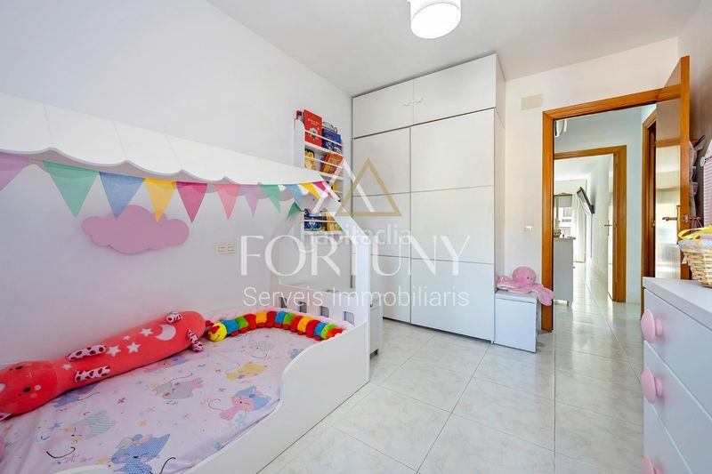 Foto eed91365-15bb-4503-b510-fd1bddec6009. Pis a Vila-seca poble Vila-seca