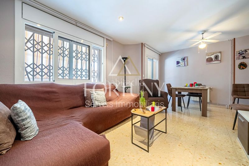 Foto f82aa52e-8ab9-44cf-9ac0-a683762f6d9b. Casa adossada amb calefacció aparcament a Constantí