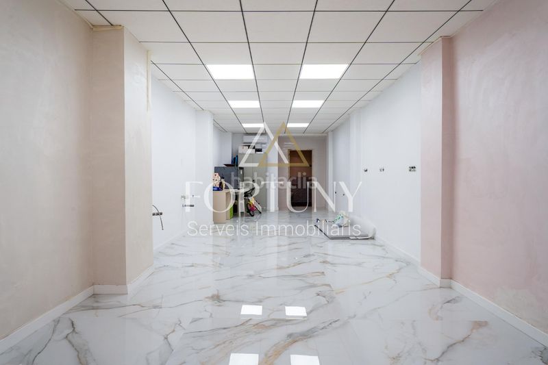 Foto f3e14903-43e0-4281-aeb5-0c0cfdeaa59c. Local comercial a Centre Reus
