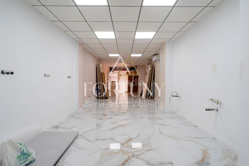 Foto f4228eb1-2450-455f-aa19-f3a8b55d3b35. Local comercial a Centre Reus