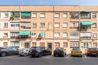 Etagenwohnung  Monestir de ripoll. Piso en venta en reus
