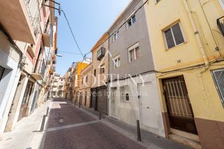 Casa  Carrer de sant francesc xavier. Casa en venta en reus