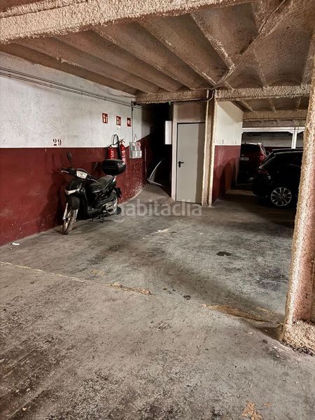 Foto e577c349-848e-4b16-91ff-be7f7afeaf81. Aparcament cotxe a Centre Reus
