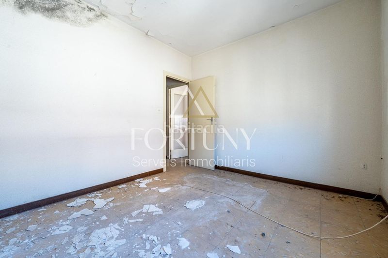 Foto 09ad6b9f-c30e-45ef-834c-56f2cf92dbdc. Edificio  en venta en l espluga de francoli en Espluga de Francolí (L´)