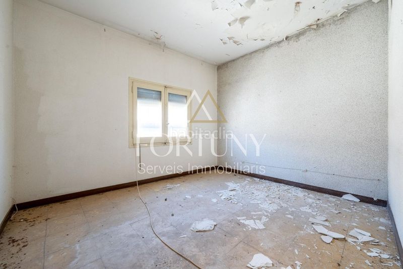 Foto 93bc8072-bcef-4e12-8537-e1151ec5af29. Edificio  en venta en l espluga de francoli en Espluga de Francolí (L´)