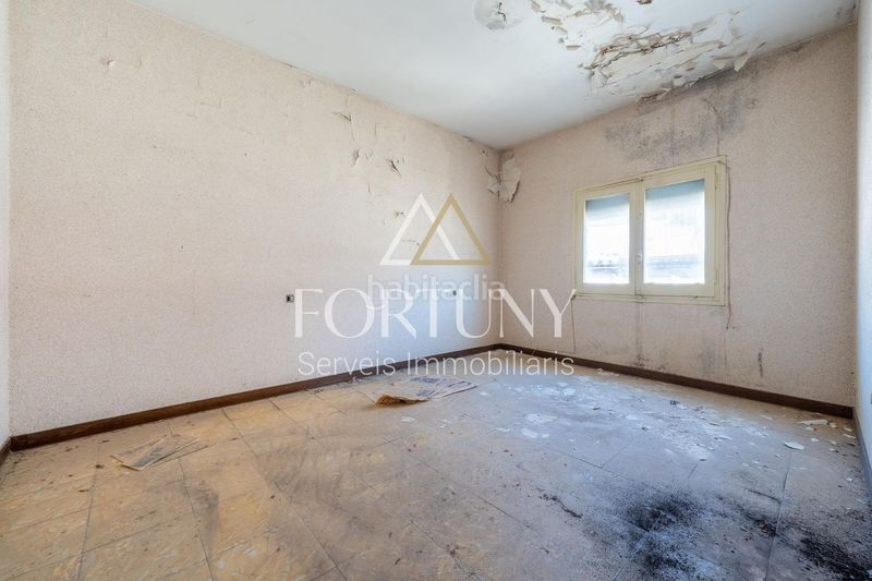 Foto 93d77ec3-d18b-472f-b1c5-a5d002f344f1. Edificio  en venta en l espluga de francoli en Espluga de Francolí (L´)