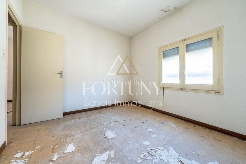 Foto a3139f64-f5c2-4c94-938d-d06b44085e9d. Edificio  en venta en l espluga de francoli en Espluga de Francolí (L´)