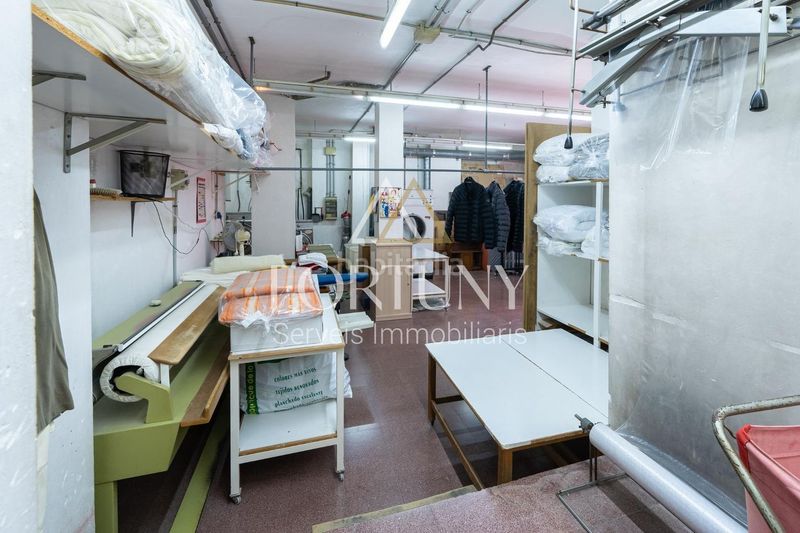 Foto bae03aa7-dbea-440a-9037-28a9ebe6dfb2. Local comercial a Mestral Reus