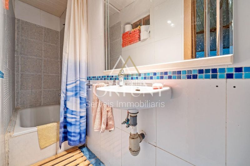Foto b6ac0147-7cd4-40d5-8631-f963d44e5926. Casa amb piscina a Alforja