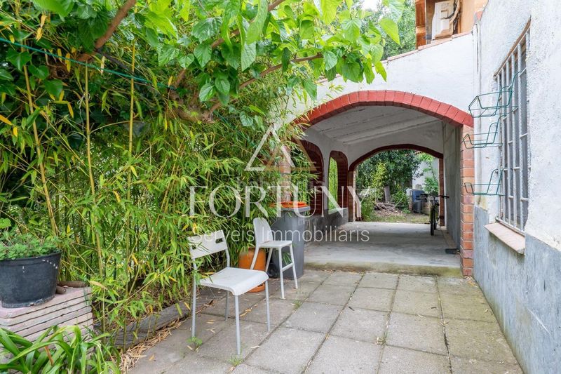 Foto dbc47f46-3b5b-465d-b110-5a55a15cccbf. Casa amb piscina a Alforja