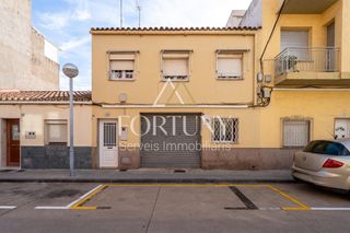 Casa  De la verge de la fuensanta. Casa en venta en vila  seca