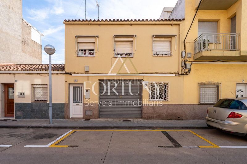 Foto ef63cf9f-bb14-4e2d-9acc-3f09ead4336a. Casa amb aparcament a Vila-seca poble Vila-seca