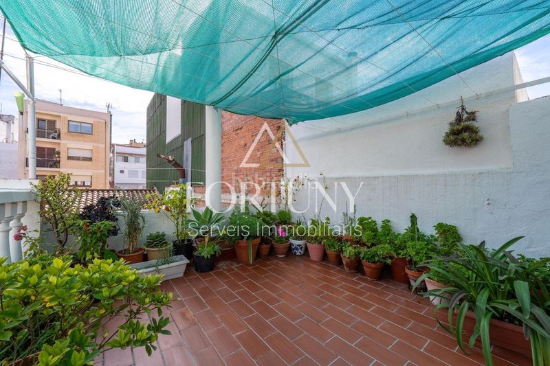 Foto fc5997ff-9018-4104-888c-02b8afce0090. Casa amb aparcament a Vila-seca poble Vila-seca