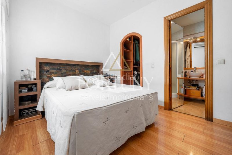 Foto 5176ea91-a2b7-4be4-a829-fae9f7e0240a. Casa a Centre Reus