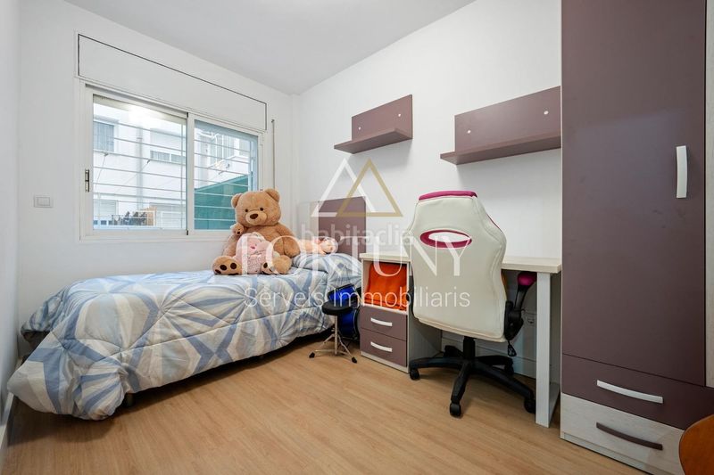 Foto a48b13e9-99d2-4f4a-ac7c-39d7c4bea731. Pis a Centre Reus