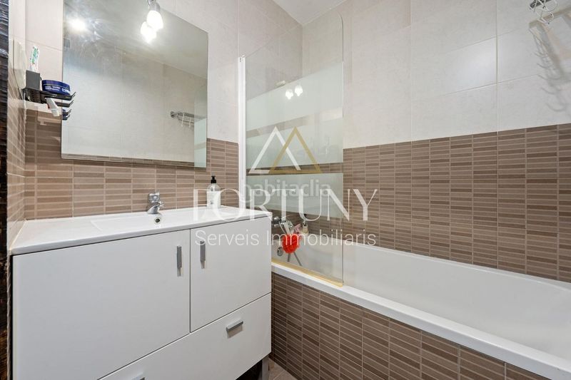 Foto 4bf8c3ef-1b9a-4df8-b95d-3586ac48ce1e. Casa amb aparcament a Constantí