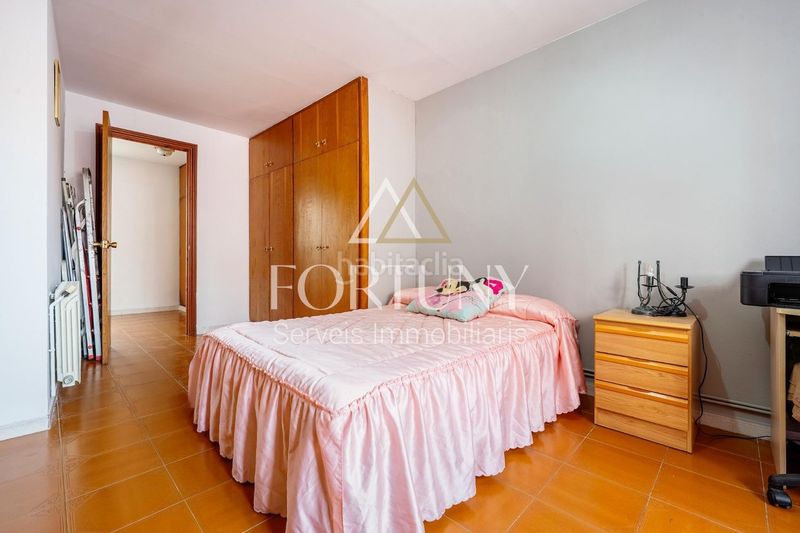 Foto a31a4bb2-38d7-4088-ac28-98edd8ba9669. Casa amb aparcament a Constantí