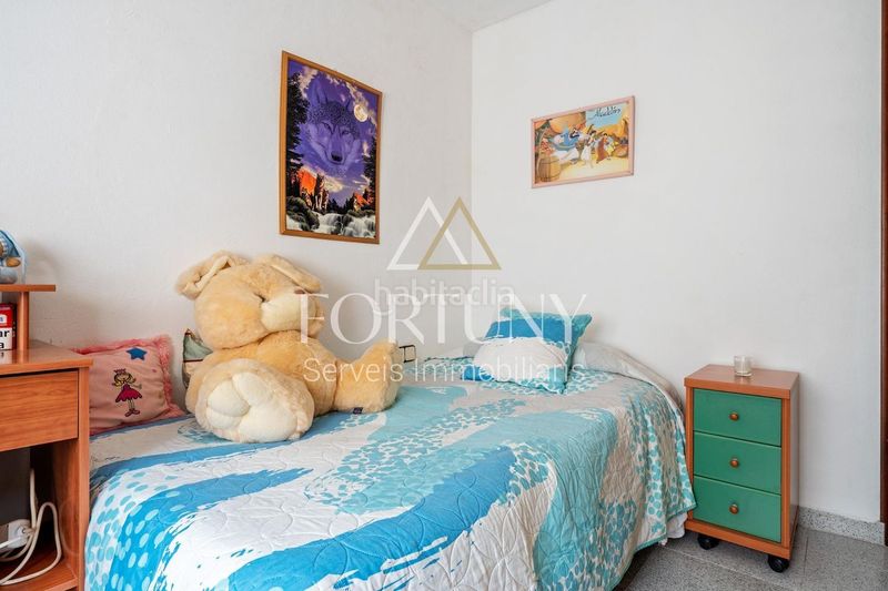 Foto abda421e-61e6-4f49-bffb-eb7e4af2db0b. Casa amb aparcament a Constantí