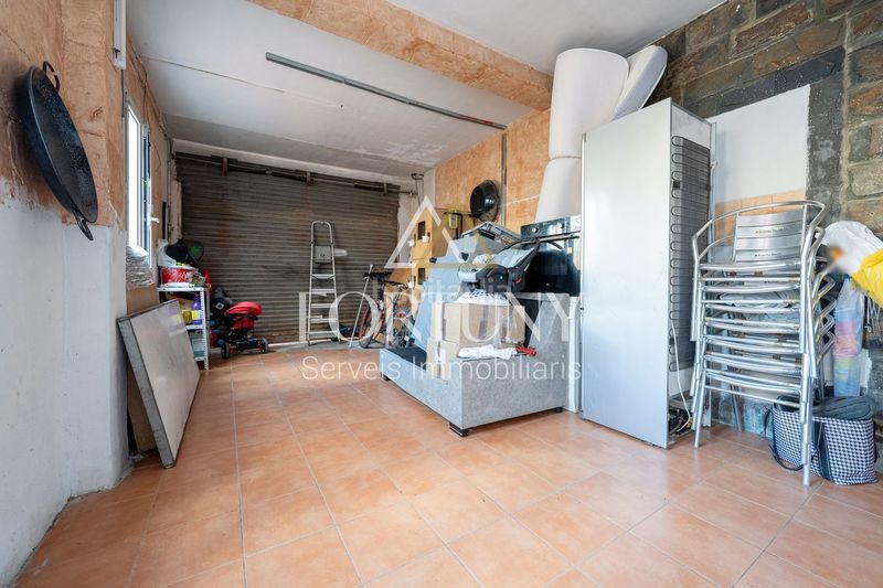 Foto 953f9e4c-f295-404e-9994-74c9d42bedd6. Casa amb aparcament a Llevant Reus