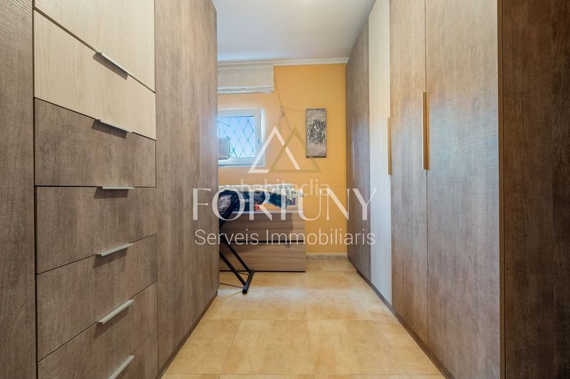 Foto c76330ef-3b91-4328-b8b2-d14aba512239. Casa amb aparcament a Llevant Reus
