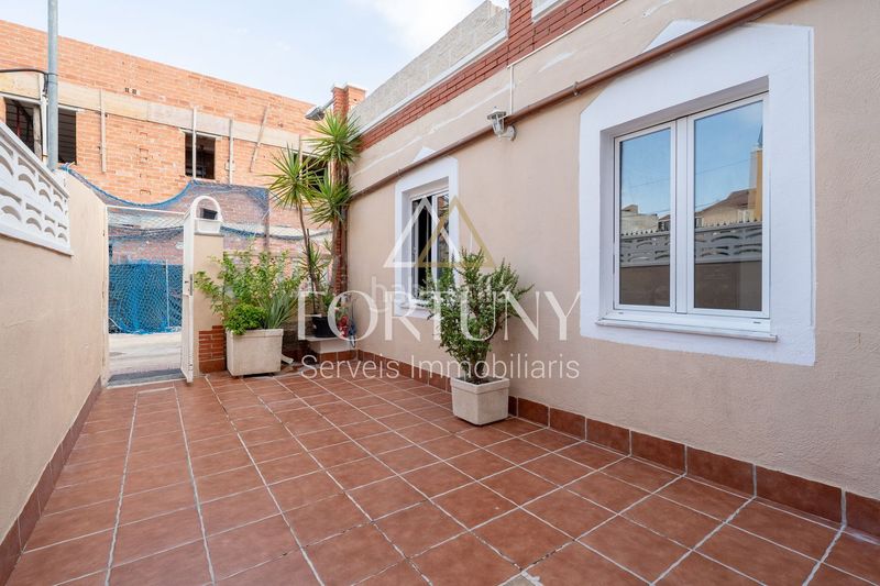 Foto d049198b-2518-4131-9866-37e208adabfa. Casa amb aparcament a Llevant Reus
