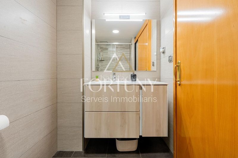 Foto 492ec686-2e41-4f56-ae3a-fbdc79f8fe4d. Pis amb aparcament a Ponent Reus