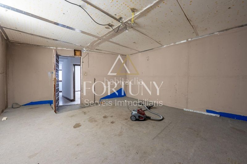 Foto 3d708c26-d63a-47bb-91bf-186dfa18388d. Edificio  en venta en constanti en Constantí