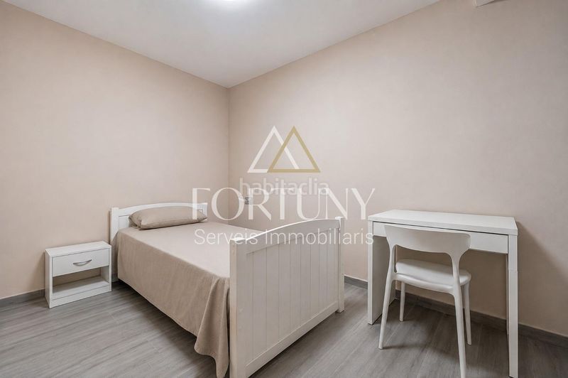 Foto a9e486ce-70f6-42f7-85f0-fc7c45dd0c60. Casa a Centre Reus