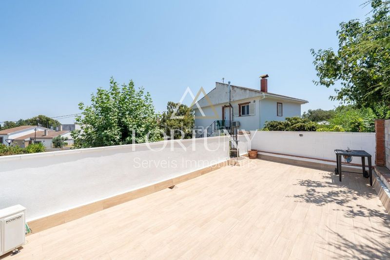 Foto 5921f360-8d04-43f3-841c-9861cbd67c29. Casa a Albiol (L´)
