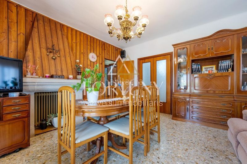 Foto 325a791c-481e-4ce0-9206-d1e16a3f19df. Casa amb aparcament piscina a Espluga de Francolí (L´)