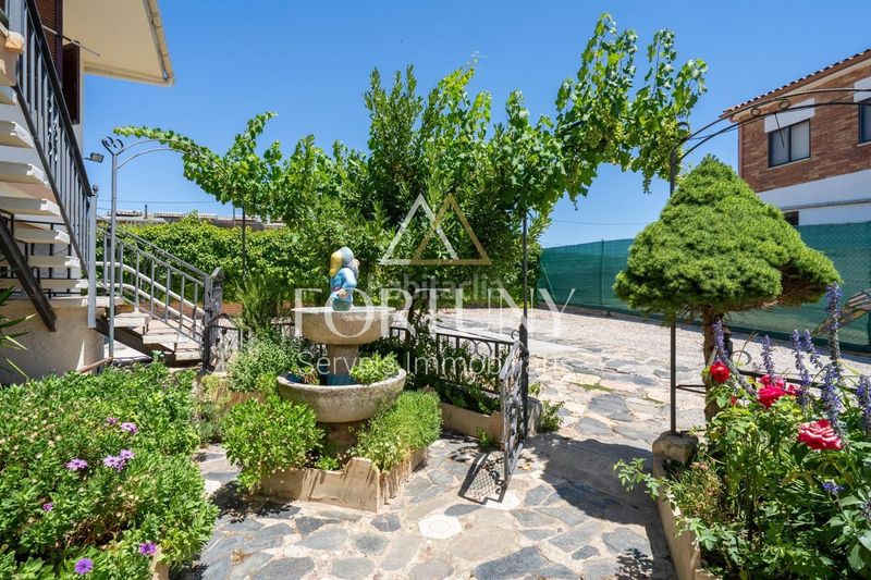 Foto 38282157-99de-4a47-8335-c759adb3f85e. Casa amb aparcament piscina a Espluga de Francolí (L´)