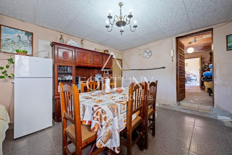 Foto 3b6c454a-ea8b-4339-8cde-725adff76287. Casa amb aparcament piscina a Espluga de Francolí (L´)