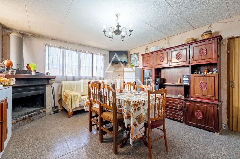 Foto a6d17785-f31a-414c-b95d-cf06e803fbf3. Casa amb aparcament piscina a Espluga de Francolí (L´)
