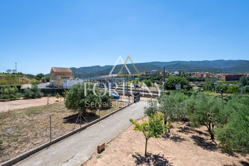 Foto d8d0d017-3a43-44b8-8b0b-197e4250f2d1. Casa amb aparcament piscina a Espluga de Francolí (L´)