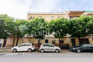 Flat  De francesc macià. Piso en vilaseca