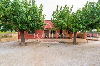 Casa in Valls. Crta picamoixons sn pol 8 parcela 126, alcover