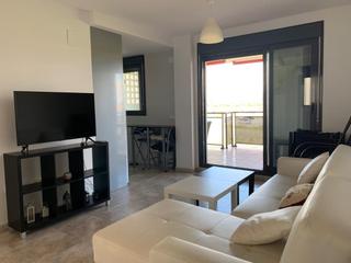 Rent Apartment in Chilches. Apartamento en alquiler con piscina en la playa de chilches segu