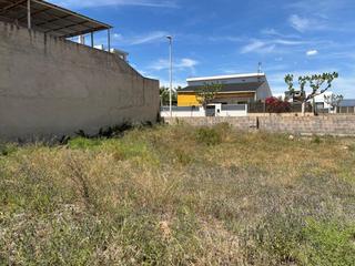 Terreny residencial a Chilches. Amplio solar edificable en chilches
