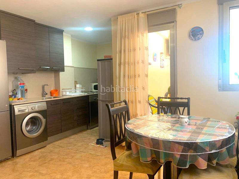 Foto 5612efdb-77bd-4f1f-bdf1-ec77df318c30. Alquiler apartamento precioso apartamento en alquiler en la playa meses julio y agosto en Chilches