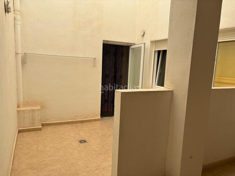 Foto 4bfb756a-3a8f-48e9-870d-00841cdb2a9e. Affitto piano terra con parcheggio in Chilches