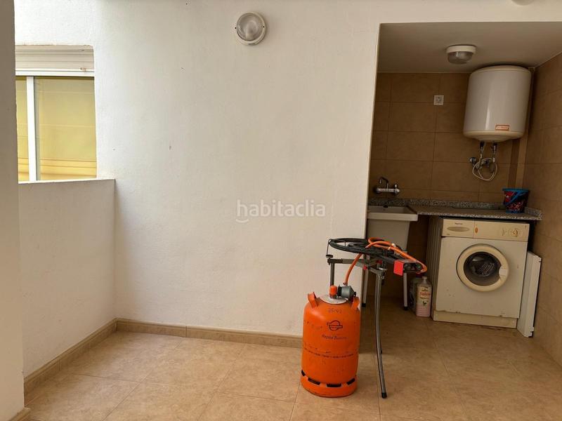 Foto 54eb4f71-b91b-4d3d-b7fe-4e7d01e95a1c. Lloguer planta baixa amb aparcament a Chilches