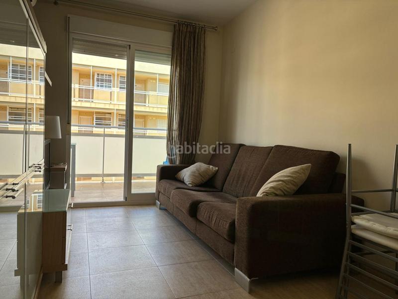 Foto a89765ef-cc6b-4222-8a6f-c6861e4f0e20. Alquiler apartamento  en playa de chilches!! disponible mes de julio en Moncofa