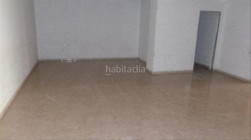 Foto daeb1c8f-e8a7-442e-be24-dc99f26bbd09. Business premise in Llombai Burriana